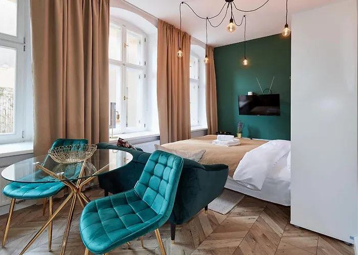 Old Town Deluxe By Bookinghost Poznan